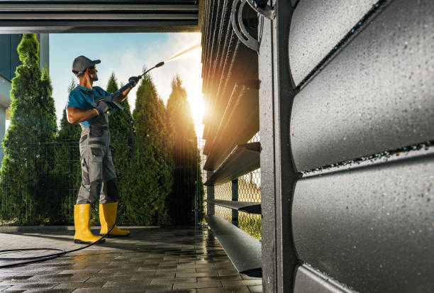 Best Affordable Pressure Washing  in Wakarusa, IN