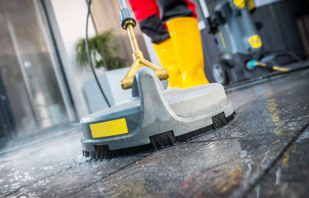 Best Roof Power Washing Services  in Wakarusa, IN